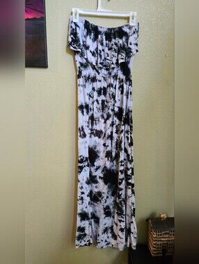 Women’s Black & White Tie-Dye Strapless Stretchy Maxi Dress Large
